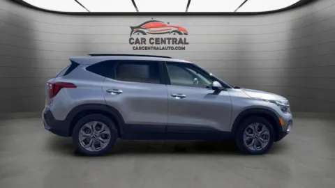 More photos of 2024 Kia Seltos S at Car Central Milford, CT