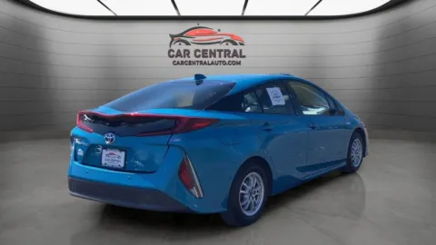 More photos of 2017 Toyota Prius Prime Advanced at Car Central Milford, CT