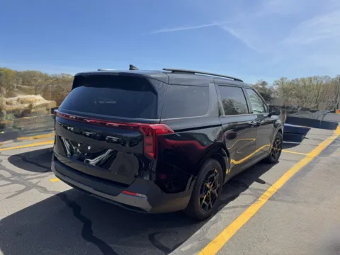 Another view of 2026 Kia Carnival for sale in Milford, CT at Car Central Milford