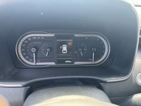 More photos of 2023 Hyundai TUCSON SEL at Car Central Milford, CT