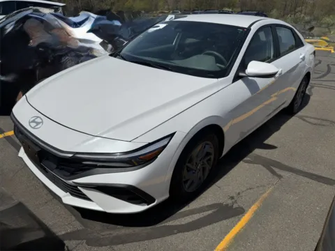 More photos of 2024 Hyundai ELANTRA Hybrid Blue at Car Central Milford, CT