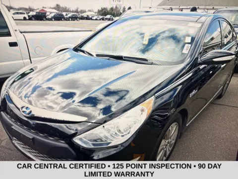 Black 2015 Hyundai Sonata Hybrid Limited for sale in Milford, CT
