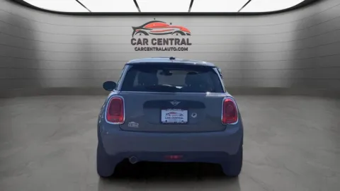 More photos of 2020 MINI Cooper at Car Central Milford, CT