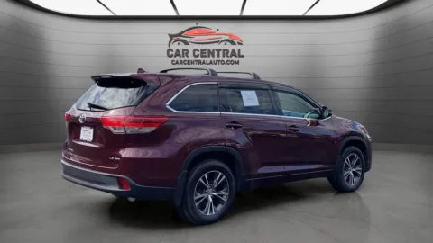 More photos of 2018 Toyota Highlander LE Plus at Car Central Milford, CT