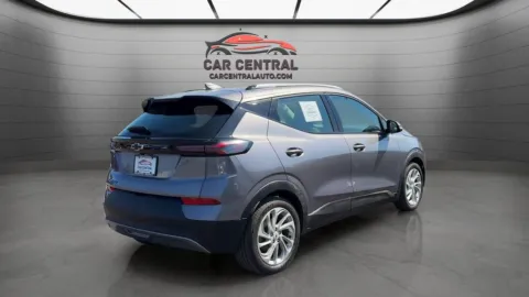 More photos of 2023 Chevrolet Bolt EUV LT at Car Central Milford, CT
