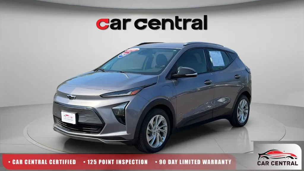 2023 Chevrolet Bolt EUV LT's photo