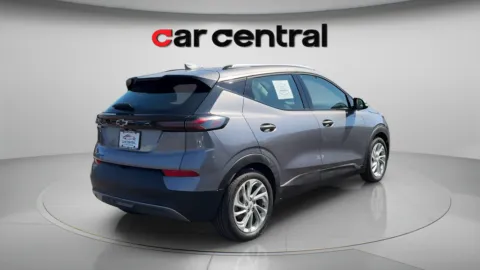 More photos of 2023 Chevrolet Bolt EUV LT at Car Central Milford, CT