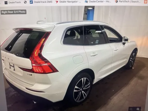 More photos of 2019 Volvo XC60 T6 Momentum at Car Central Milford, CT