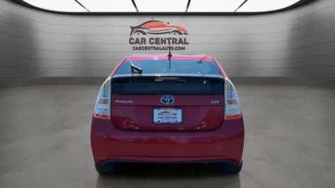 More photos of 2010 Toyota Prius V at Car Central Milford, CT