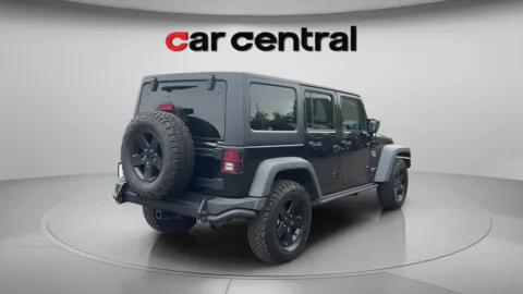 More photos of 2012 Jeep Wrangler Unlimited Rubicon at Car Central Milford, CT