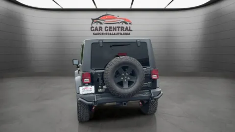 More photos of 2012 Jeep Wrangler Unlimited Rubicon at Car Central Milford, CT