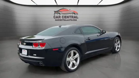 More photos of 2010 Chevrolet Camaro SS at Car Central Milford, CT