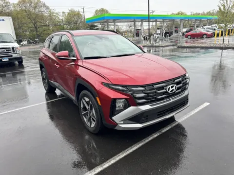 Photos of 2025 Hyundai TUCSON SEL Convenience for sale in Milford, CT at Car Central Milford
