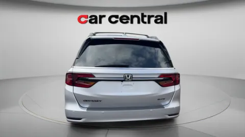More photos of 2018 Honda Odyssey Elite at Car Central Milford, CT