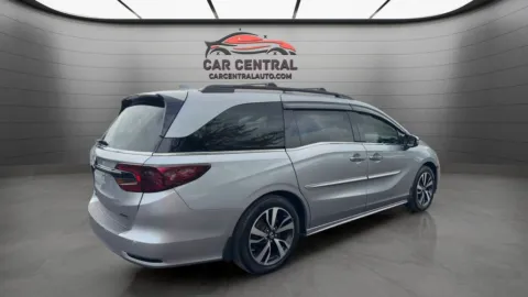 Another view of 2018 Honda Odyssey Elite for sale in Milford, CT at Car Central Milford