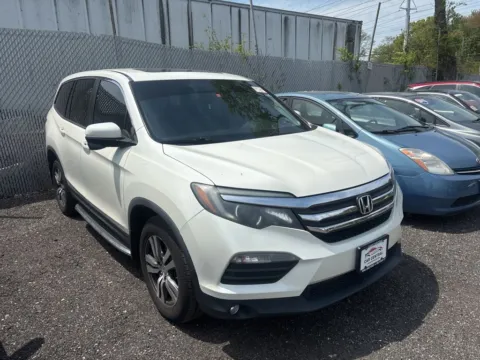 Photos of 2017 Honda Pilot EX-L for sale in Milford, CT at Car Central Milford