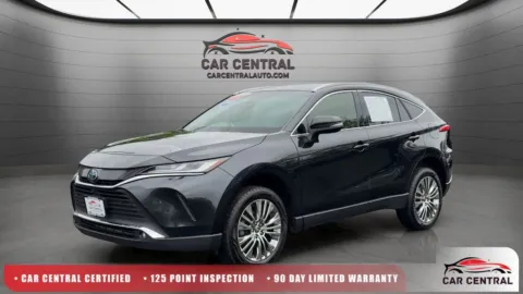 Black 2022 Toyota Venza Limited for sale in Milford, CT