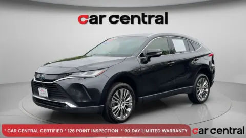 Black 2022 Toyota Venza Limited for sale in Milford, CT