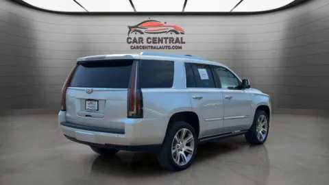 More photos of 2019 Cadillac Escalade Premium Luxury at Car Central Milford, CT
