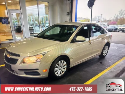 Gold 2011 Chevrolet Cruze 1LT for sale in Milford, CT