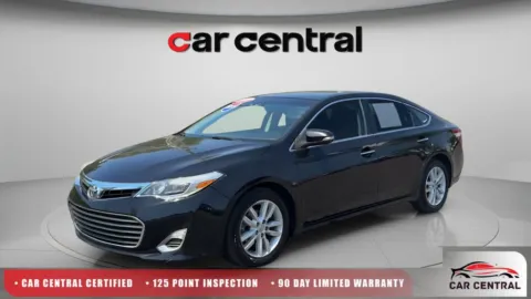Black 2015 Toyota Avalon XLE for sale in Milford, CT