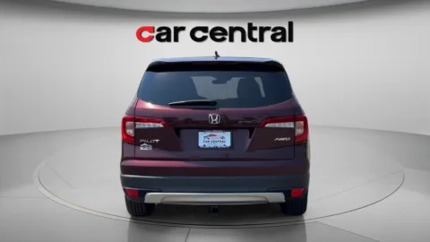 More photos of 2020 Honda Pilot EX-L at Car Central Milford, CT