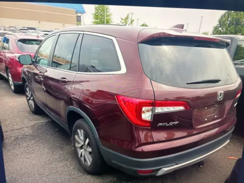Photos of 2020 Honda Pilot EX-L for sale in Milford, CT at Car Central Milford