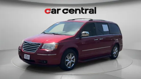 Red 2010 Chrysler Town & Country Limited for sale in Milford, CT