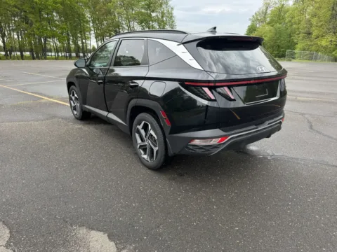 More photos of 2023 Hyundai TUCSON SEL at Car Central Milford, CT