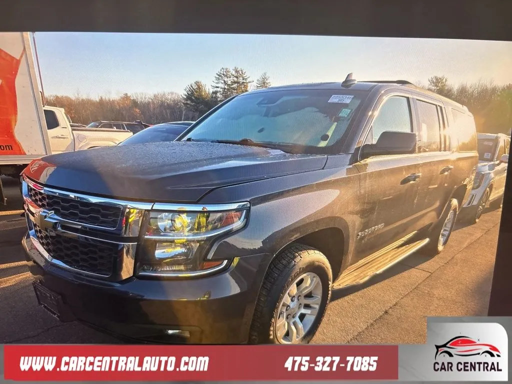 2017 Chevrolet Suburban LT for sale in Milford, CT