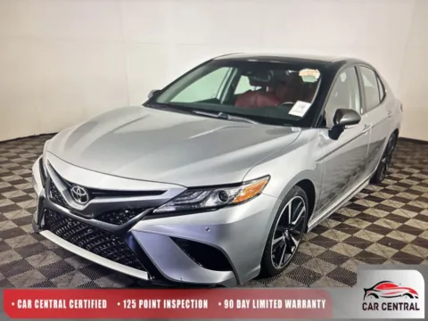 Black 2018 Toyota Camry XSE for sale in Milford, CT