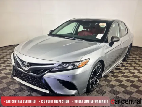 Black 2018 Toyota Camry XSE for sale in Milford, CT