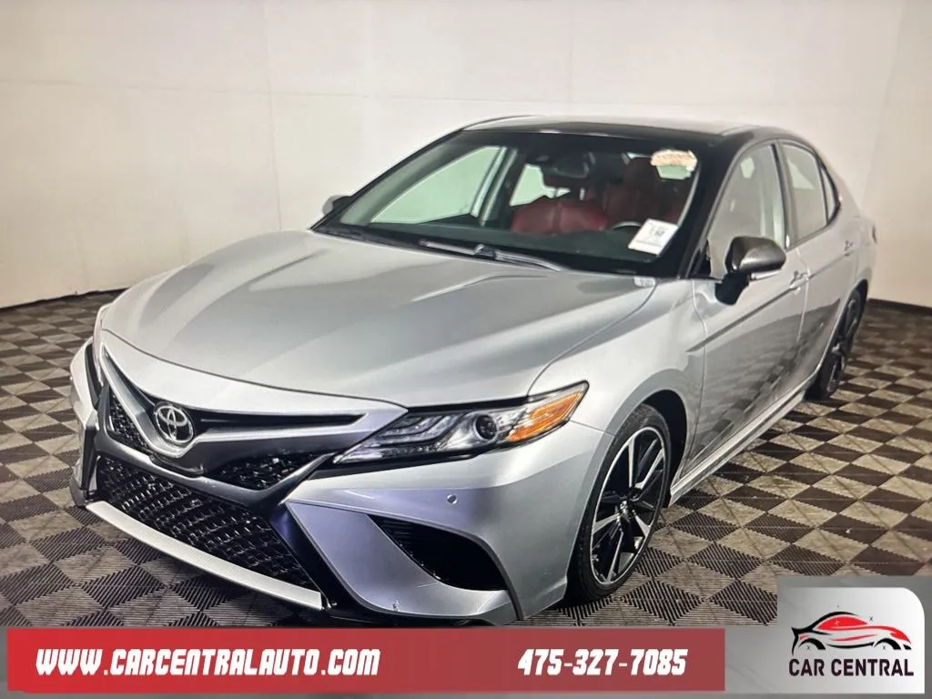 Black 2018 Toyota Camry XSE for sale in Milford, CT