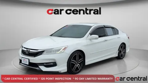 White 2017 Honda Accord Touring for sale in Milford, CT