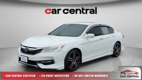 White 2017 Honda Accord Touring for sale in Milford, CT