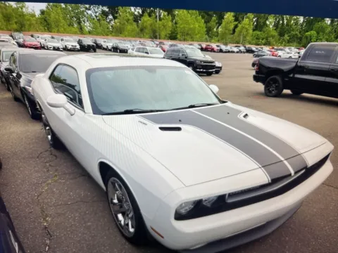 More photos of 2013 Dodge Challenger R/T at Car Central Milford, CT