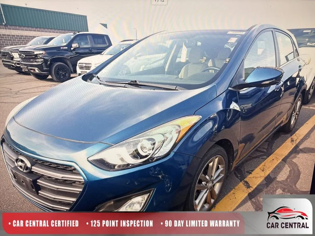 2016 Hyundai Elantra GT 2.0L 6-Speed A/T's photo