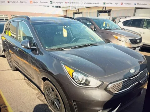 More photos of 2019 Kia Niro S Touring at Car Central Milford, CT