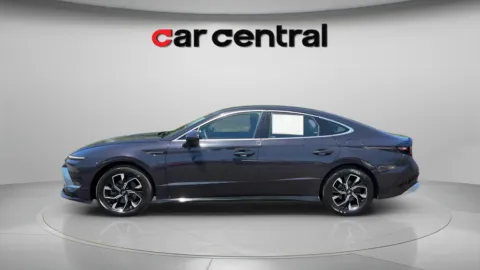 Photos of 2025 Hyundai Sonata SEL for sale in Milford, CT at Car Central Milford