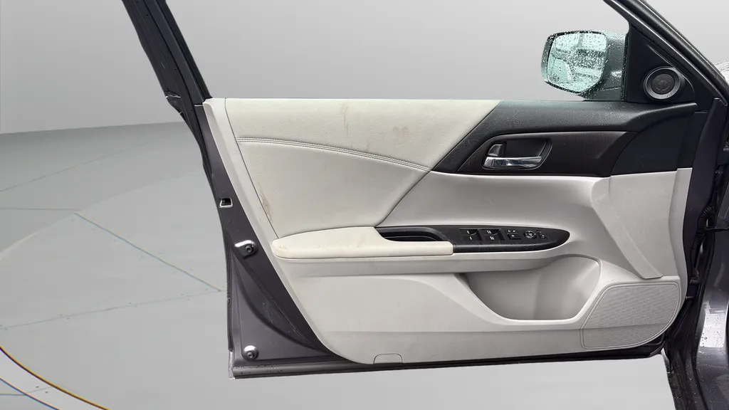 2015 Honda Accord EX - Photo 11