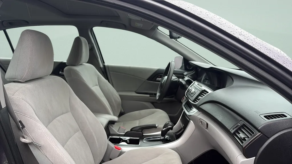 2015 Honda Accord EX - Photo 18