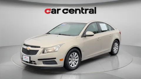 Gold 2011 Chevrolet Cruze 1LT for sale in Milford, CT