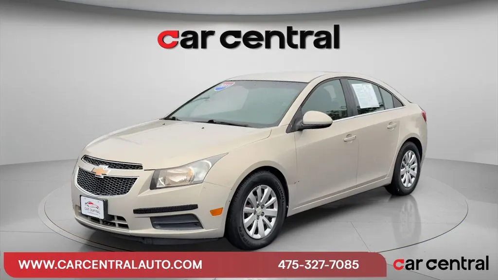 Gold 2011 Chevrolet Cruze 1LT for sale in Milford, CT
