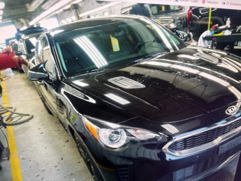 More photos of 2018 Kia Stinger at Car Central Milford, CT