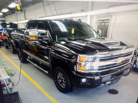 More photos of 2019 Chevrolet Silverado 2500HD High Country at Car Central Milford, CT