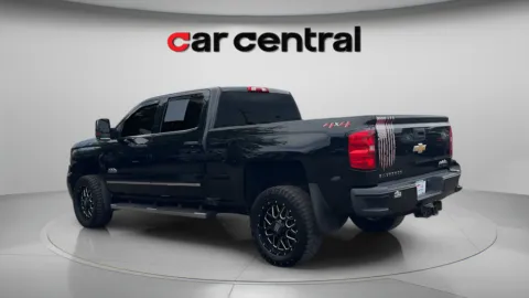 More photos of 2019 Chevrolet Silverado 2500HD High Country at Car Central Milford, CT
