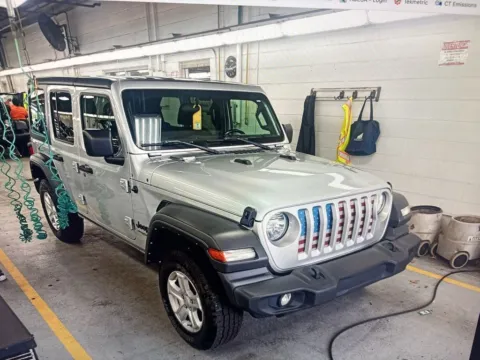 More photos of 2022 Jeep Wrangler Unlimited Sport S at Car Central Milford, CT