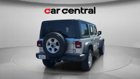 More photos of 2022 Jeep Wrangler Unlimited Sport S at Car Central Milford, CT
