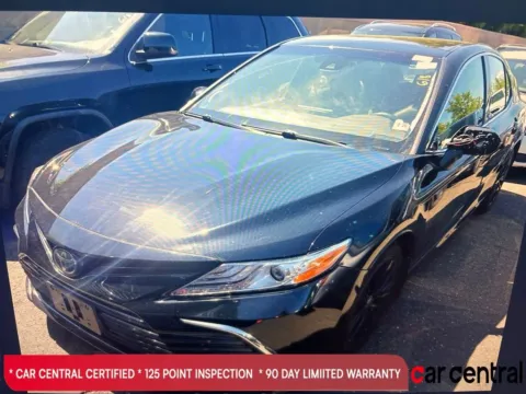 Black 2021 Toyota Camry XLE for sale in Milford, CT