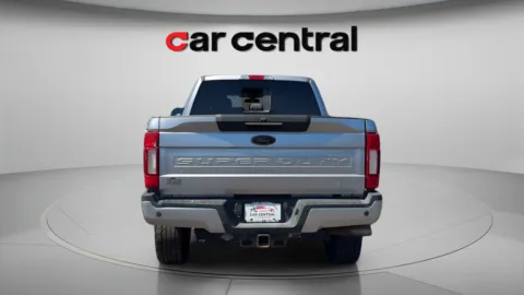 More photos of 2020 Ford F-350SD Lariat at Car Central Milford, CT
